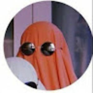 Meet your Posher, Danica